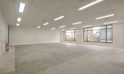 Sala comercial para alugar na Avenida Ibirapuera, --, Moema, São Paulo