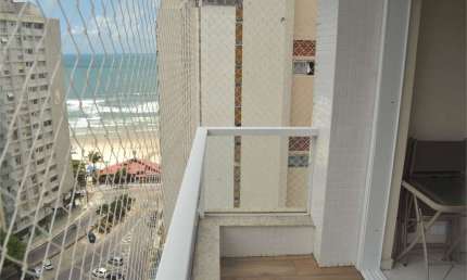 110 m² 3 dorm + dependencia suite, andar alto, vista para o mar, 1 vaga, predio com serviço de praia