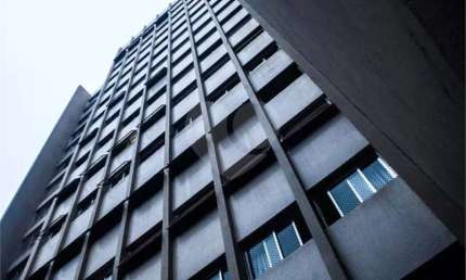 Morar em grande estilo: apartamento de quase 300m² à venda na rua Treze de Maio