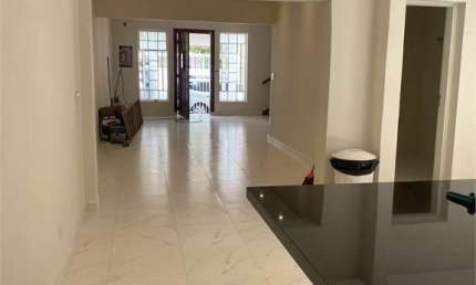Casa com 3 quartos à venda na Rua Artur Frazão, --, Jardim Paulista, São Paulo