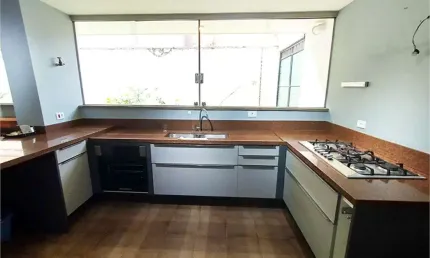 Excelente casa no Jardim Guedala (Morumbi) com valor do m² abaixo do mercado.