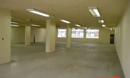 Galpão/Depósito/Armazém  Campos Eliseos, São Paulo para aluguel possui 1.200 metros quadrados.