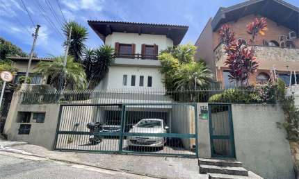 Casa/Sobrado no Morumbi, 425m² AÚ, 773m² terreno, 6 quartos, 2 suítes, 5 vagas, R$ 1.977.999,00