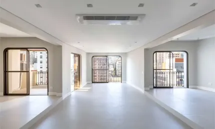 Belíssimo apartamento  reformado de 4 dormitórios nos jardins
