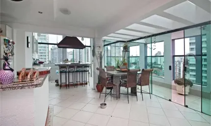 COBERTURA vista parque Ibirapuera 240m2, - 3 dormitórios 1 suíte, 3 vagas de garagens