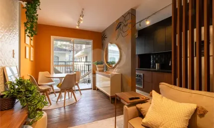 Apartamento mobiliado à venda de 59 m² na chácara klabin com 2 quartos sendo 1 suíte e 1 vaga.