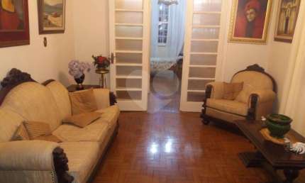 Casa térrea, à venda, na Aclimação. a 400 metros do Parque da Aclimação.