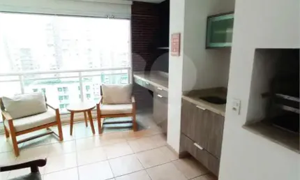 Apartamento 3 Dormitórios - 2 Vagas - Lazer de Clube