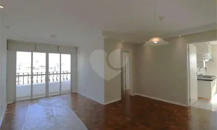 Moema (pássaros) - andar alto -ótima vista - lazer com piscina