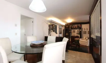 Apartamento de 220m2  com 4 dorms (sendo 2 suítes) e 4 vagas em moema passáros.