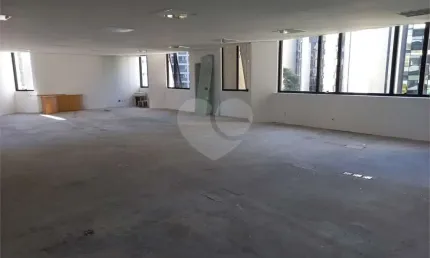Casa comercial para alugar na Rua Geraldo Flausino Gomes, --, Brooklin, São Paulo