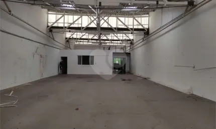EXCELENTE GALPÃO NA RUA CARDEAL ARCOVERDE - 10 X 45 m - EXCELENTE LOCALIZAÇÃO!!!