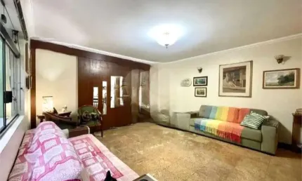 Casa com 3 quartos à venda na Rua das Camélias, --, Mirandópolis, São Paulo