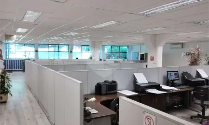 Prédio comercial para venda e locação no alto de pinheiro