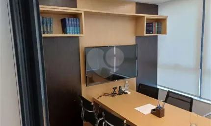Conjunto comercial mobiliado entre al. santos e av. paulista