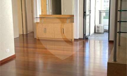 Apartamento com 3 quartos à venda na Rua Rosa e Silva, --, Higienópolis, São Paulo