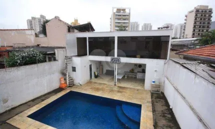 Sobrado à venda com 4 suítes, 3 vagas, 441 m² no Alto da Lapa