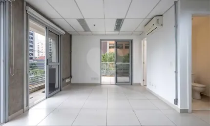 Conjunto comercial à venda moema índios 112 m2 - reformada com ar condicionado próximo ao metro
