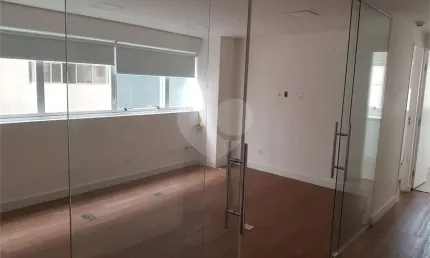 Sala comercial para alugar na Alameda Jaú, --, Jardim Paulista, São Paulo