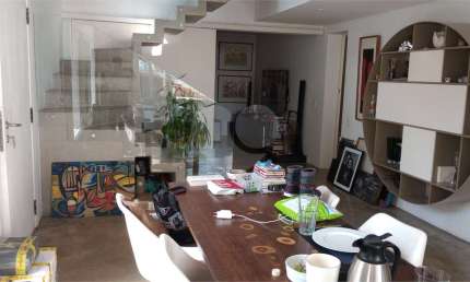 Casa com 2 quartos à venda na Rua Fidalga, --, Pinheiros, São Paulo