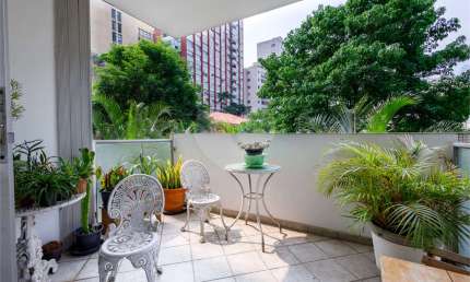 Próximo Mackenzie e Pque Buenos Aires / 200m² / reformado / 3 quartos (1 suíte) / terraço / 1 vaga