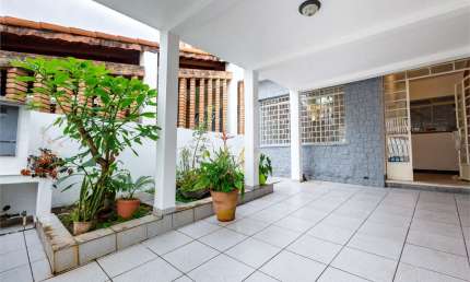Casa com 3 quartos à venda na Rua Martínia, --, Saúde, São Paulo