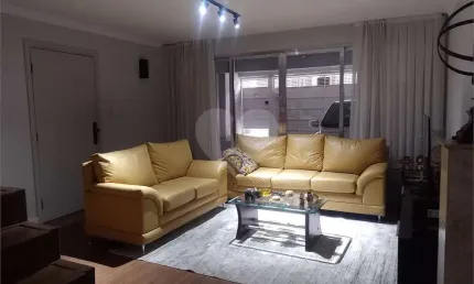 Casa com 3 quartos à venda na Rua Job Lane, --, Alto da Boa Vista, São Paulo