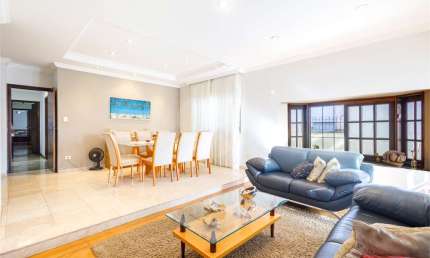 Casa com 3 quartos à venda na Avenida Nhandu, --, Planalto Paulista, São Paulo
