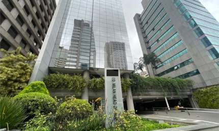 Laje Coorporativa de 385,00 m² e 8 Vagas em Excelente Condições em Condomínio Completo.
