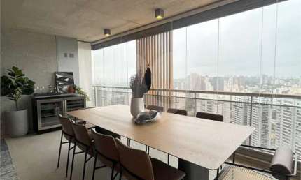Apartamento no Brooklin com 3 quartos, 2 suítes, Varanda churrasqueira, 3 vagas, mobiliado 167 m2,!