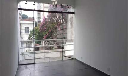 Sobrado à venda na Vila Mariana   À venda sobrado coml/residencial na V. Mariana
