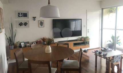 Apartamento à venda com 110m², 3 dormitórios, 1 suite e 1 vaga