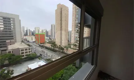 Apartamento novo, perto do metrô, a venda no brooklin, com 48 m2, varanda, 1 suíte e 1 vaga