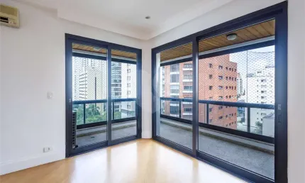 Apartamento com 3 quartos à venda na Rua Tuim, --, Moema, São Paulo