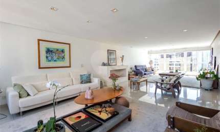 Lindo apartamento amplo e reformado alto padrão nos Jardins