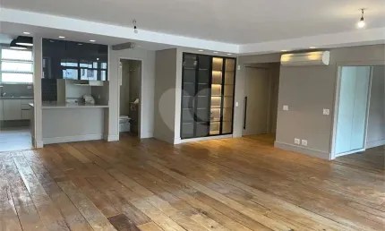 Apartamento venda Higienópolis, 3 dormitórios, suíte, 2 vagas, Sacada, lavabo, escritório.