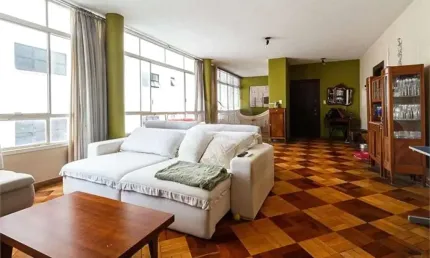 Apartamento com 178 m²,  3 dormitórios, 1 suite, dependência de empregada. 1 vaga - em higienopólis