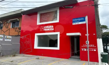 Excelente sobrado na melhor parte de av. indianópolis