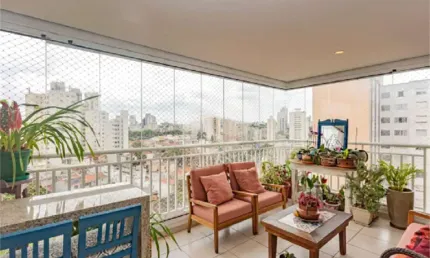 Apartamento à venda de 80m² com 2 dormitórios, 1 suite e 2 vagas