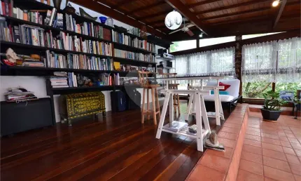 Casa com 3 quartos à venda na Rua Doutor Mário Cardim, --, Vila Mariana, São Paulo