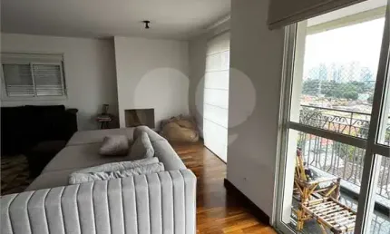 Apartamento á Venda Brooklin 160m² com 4 dormitórios e 3 vagas e Depósito