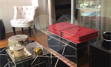 Apartamento com 2 quartos para alugar na Rua Galeno de Almeida, --, Pinheiros, São Paulo