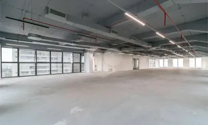 Lage corporativa a venda com 10 vagas, 534 m² na Av. das Nações Unidas em Santo Amaro