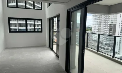 Duplex a venda com 02 quartos, 02 suítes, 02 vagas de garagens em moema