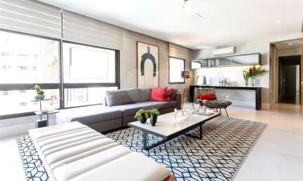 Apto amplo e reformado na Alameda santos! 3 suites, 2 vagas, prédio com churrasqueira e vagas para visitantes