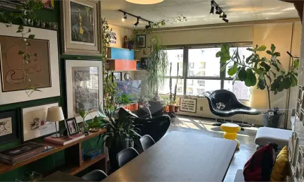 Apartamento de 1 dormitório com suite, sala ampla, 1 vaga de garagem com deposito - região consolação