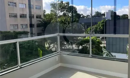 Lindo apartamento decorado , com 260m² de área útil,