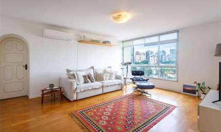 Surpreenda-se e sinta a leveza de morar no topo de São Paulo, com extasiante vista dos Jardins e numa localização privilegiada, no coração do Jardim Paulistano