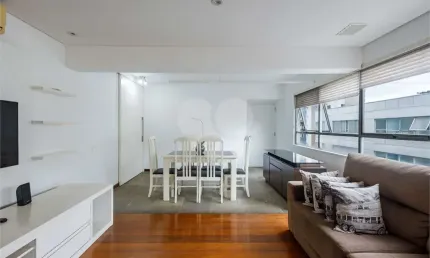 Apartamento com 3 quartos à venda na Avenida Lavandisca, --, Moema, São Paulo