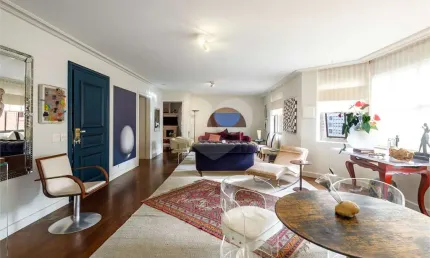 Apartamento com 198m2 e 2 suítes e 3 vagas em Jardim América